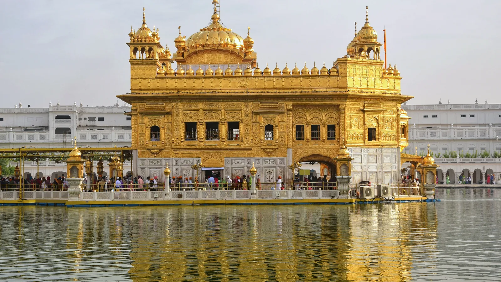 Amritsar Arrival — Golden Temple, Jallianwala Bagh, Wagah