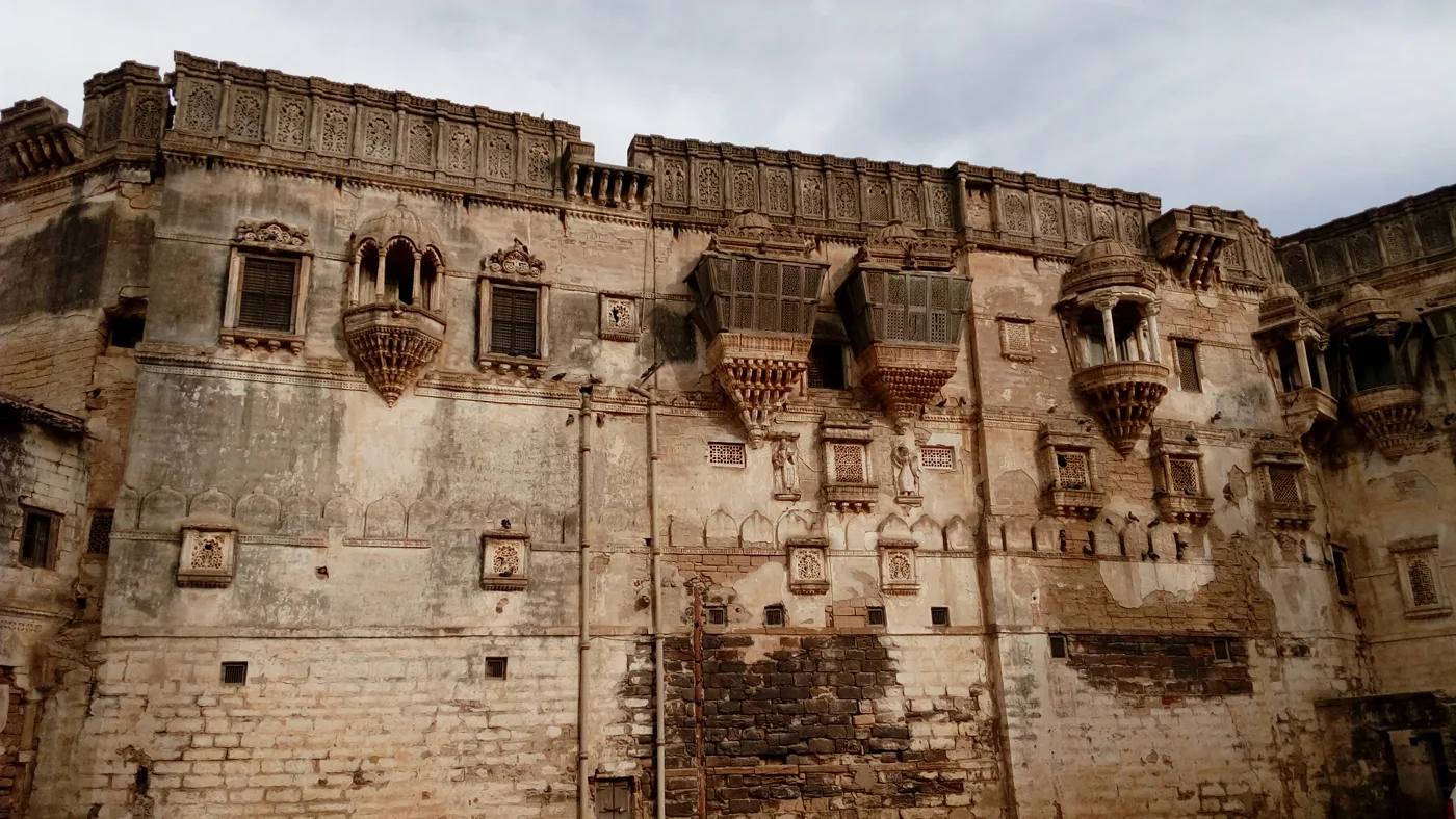 Bhuj Arrival - Heritage City Tour
