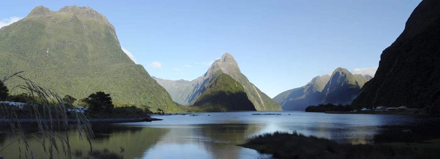 New Zealand Explorer - North & South Island photo 3