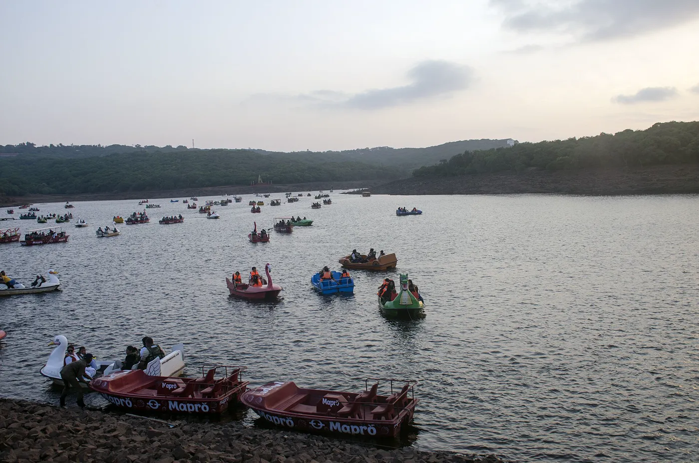 Pune to Mahabaleshwar - Strawberry Farms & Venna Lake