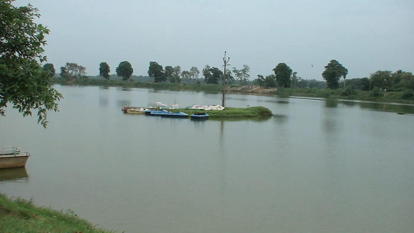 Raipur Arrival - Drive to Jagdalpur
