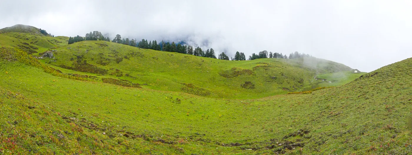 Dayara Bugyal Trek