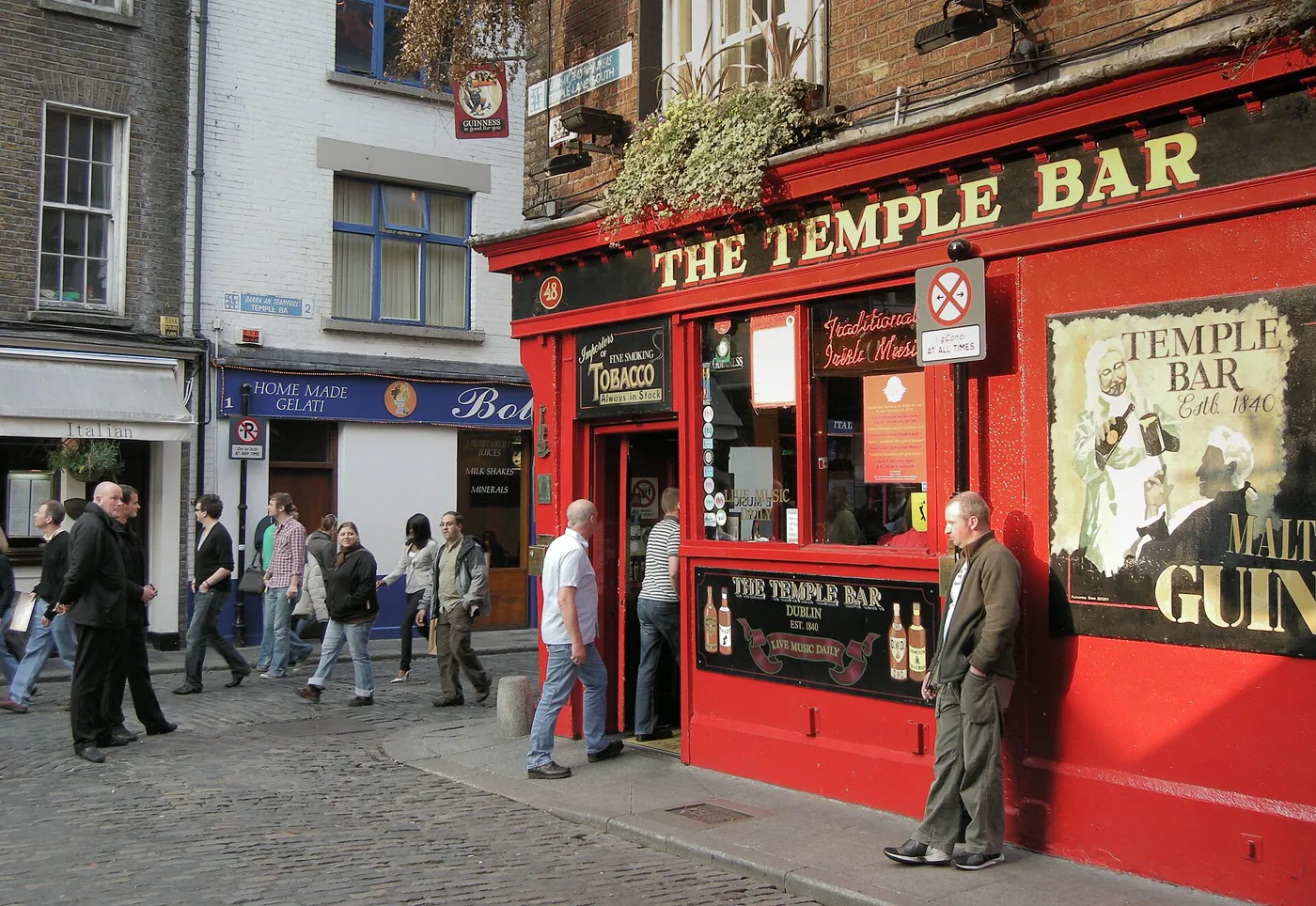 Dublin City & Cliffs of Moher Short Break photo 4