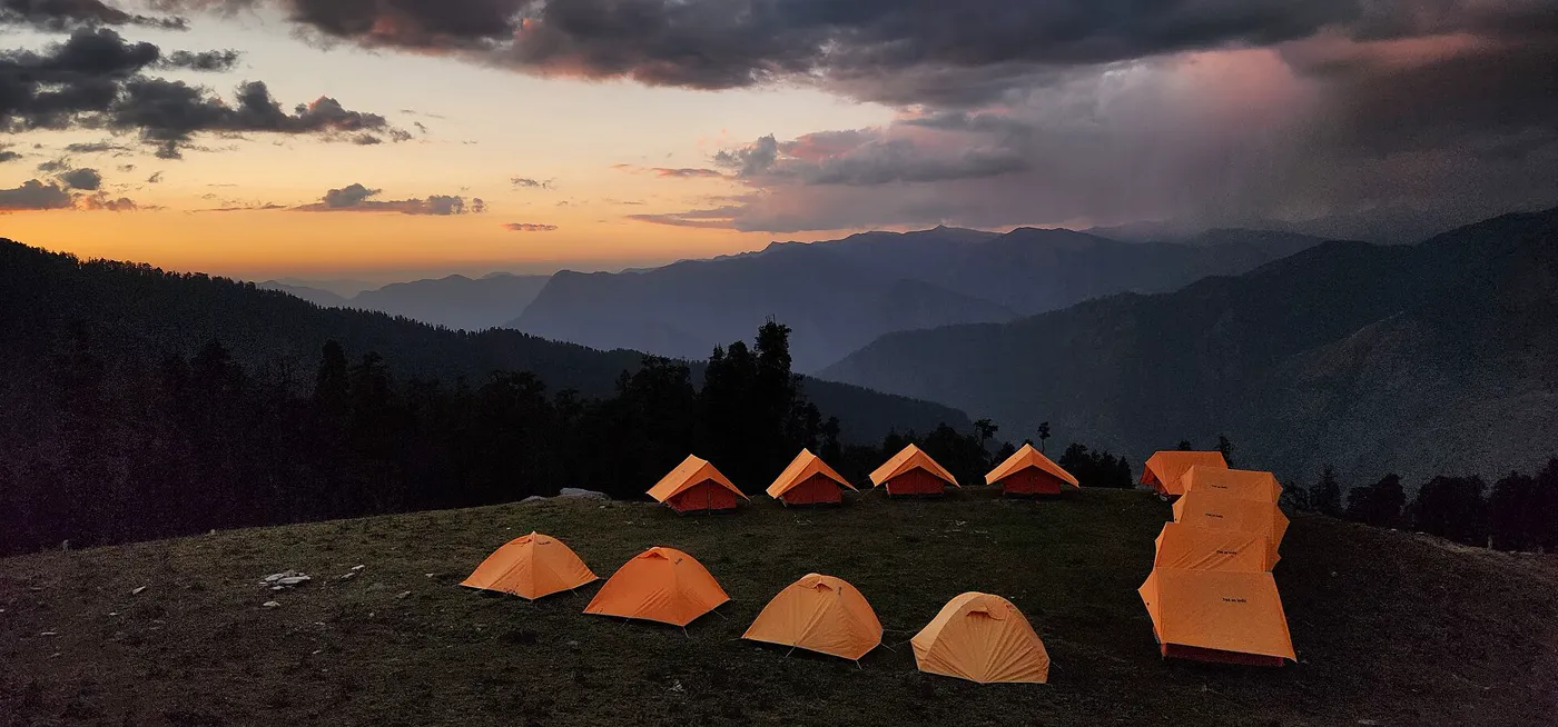 Baraadsar Lake Trek photo 2