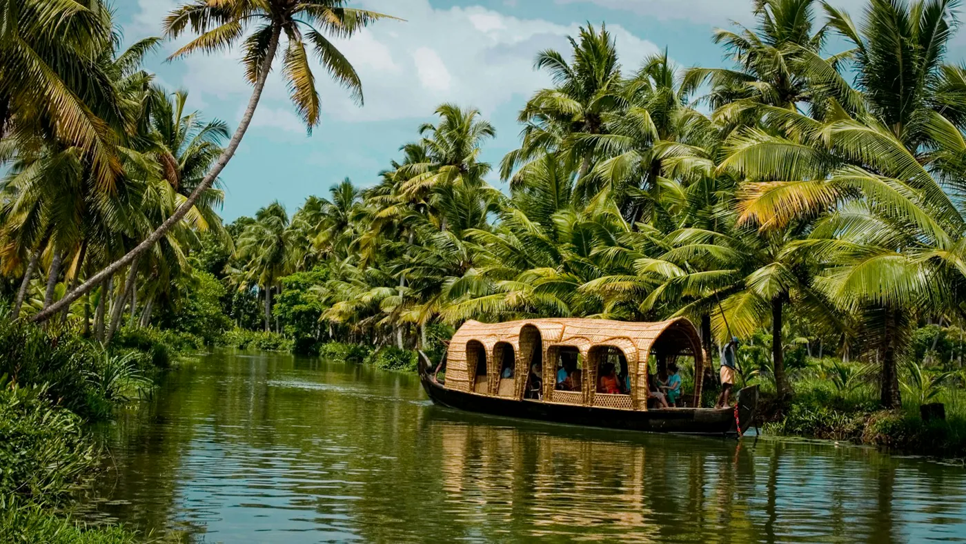 Kerala Backwaters & Spices
